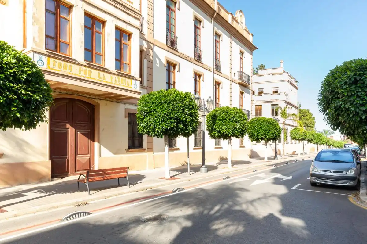 Vista exterior de Piso en venta en Paterna con Calefacción