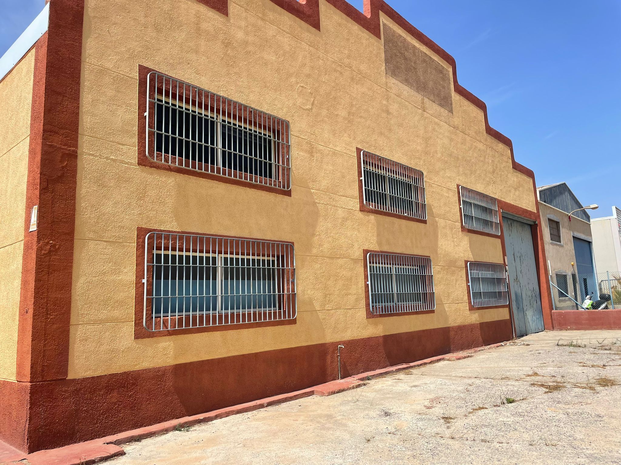 Vista exterior de Nau industrial de lloguer en Cartagena