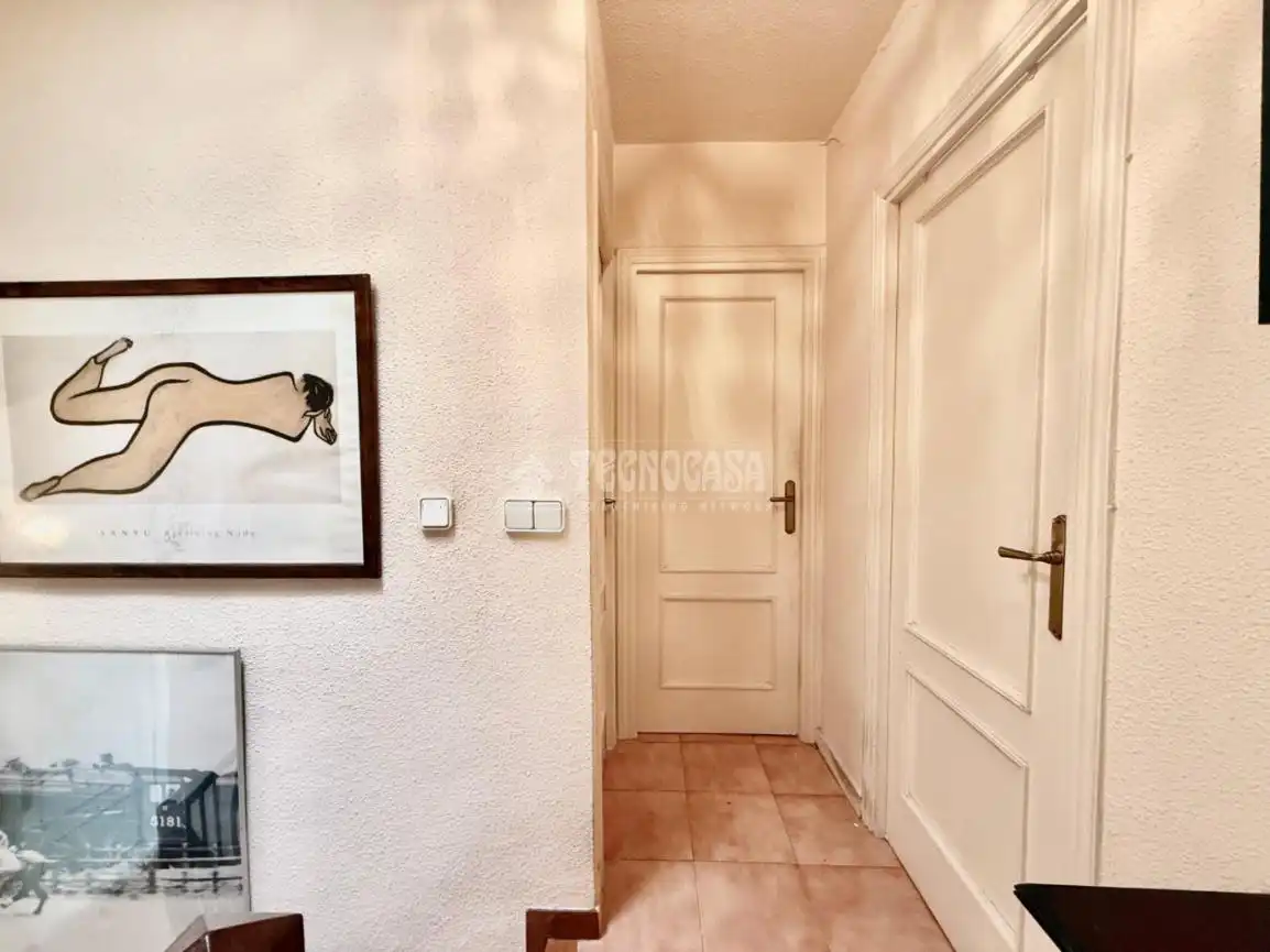 Casa adosada en venda en Villanueva de la Cañada amb Calefacció, Jardí privat i Moblat