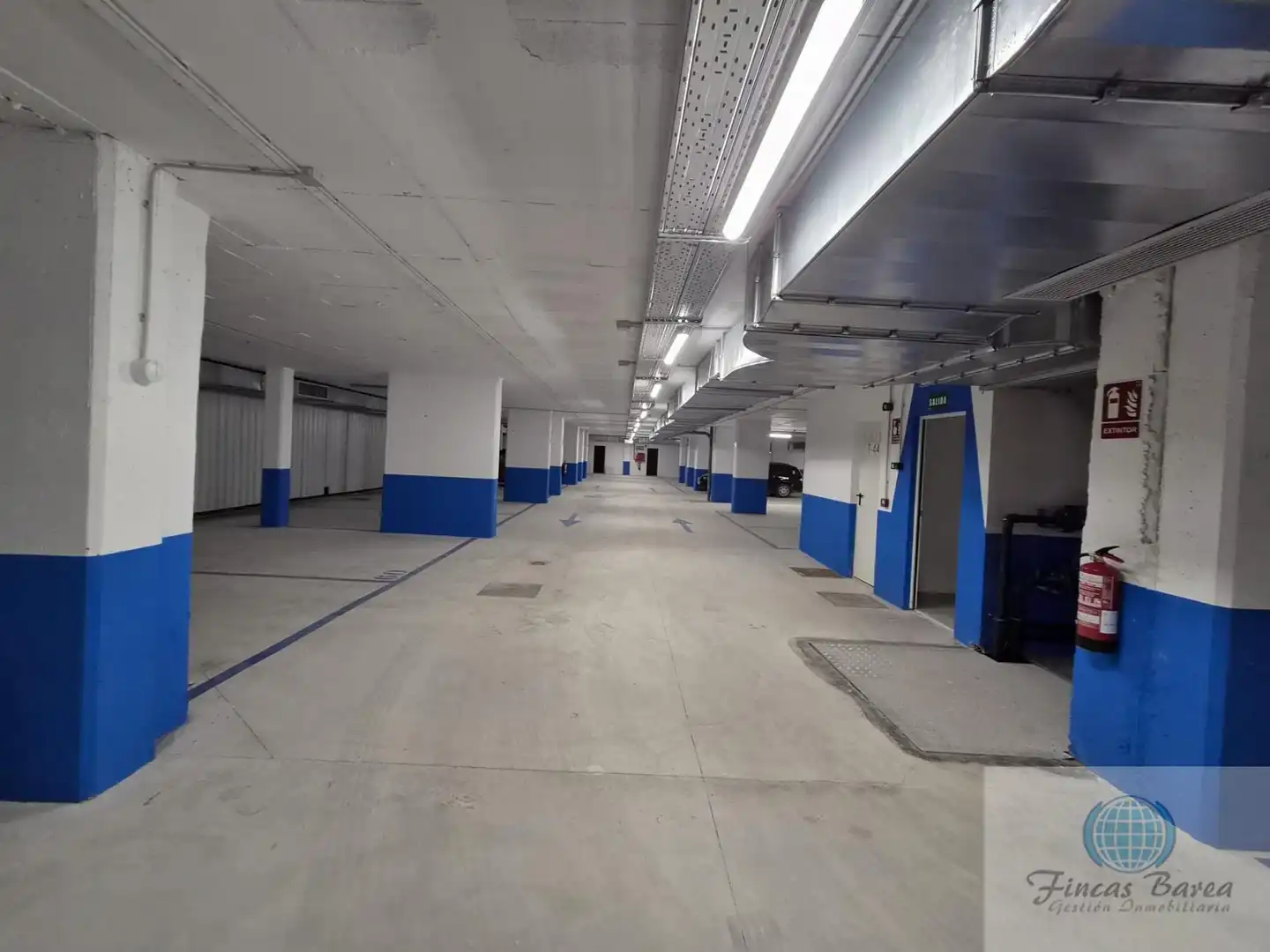 Garage for rent in Martinez Catena, Puerto Deportivo
