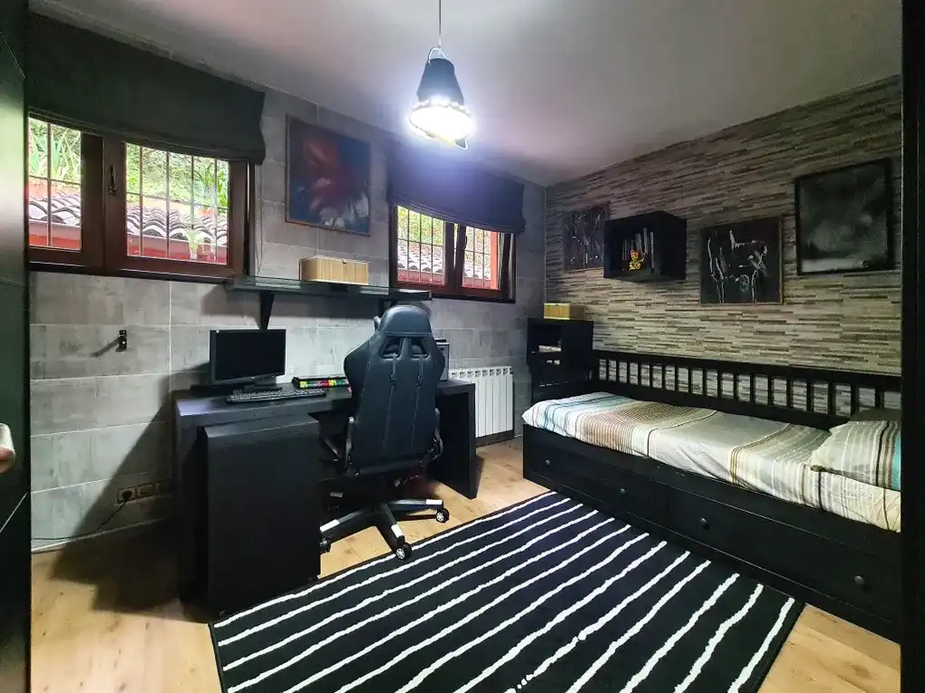 Casa o chalet en venta en Pravia con Calefacción, Jardín privado y Terraza