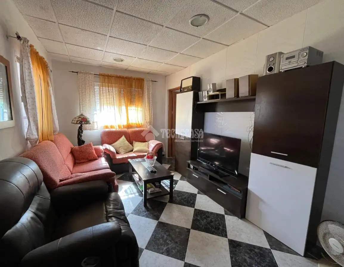 Sala d'estar de Finca rústica en venda en Chiclana de la Frontera amb Terrassa i Moblat