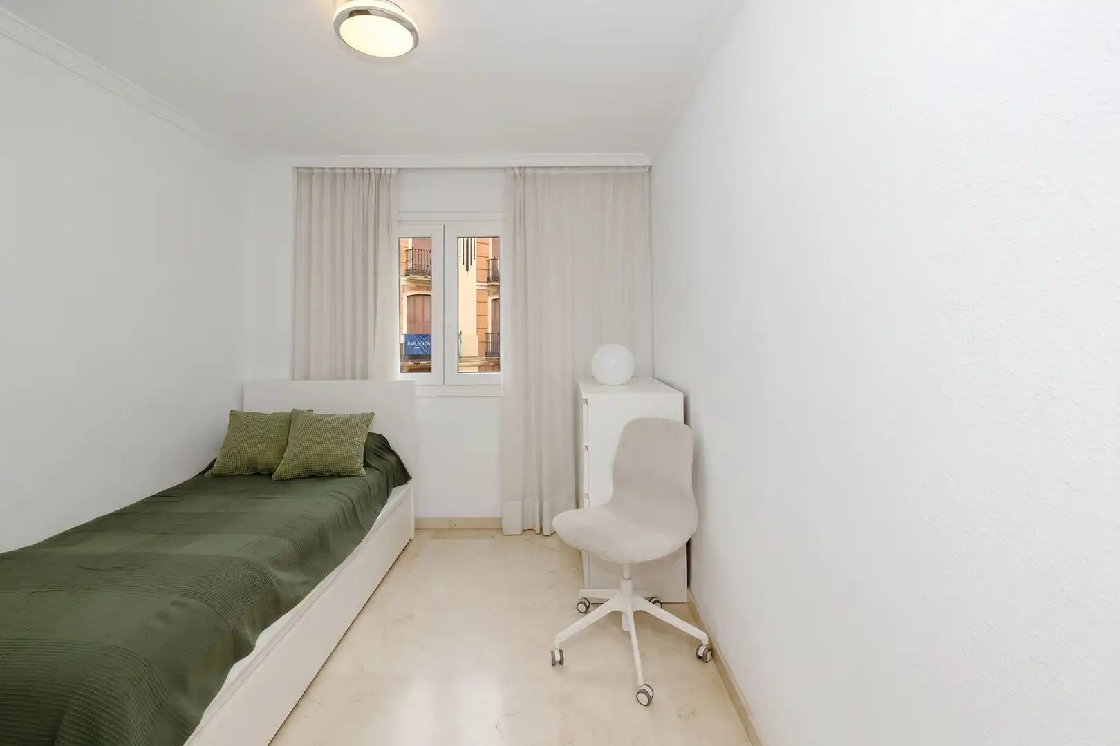 Habitación de Piso en venta en Málaga con Aire acondicionado, Amueblado y Balcón