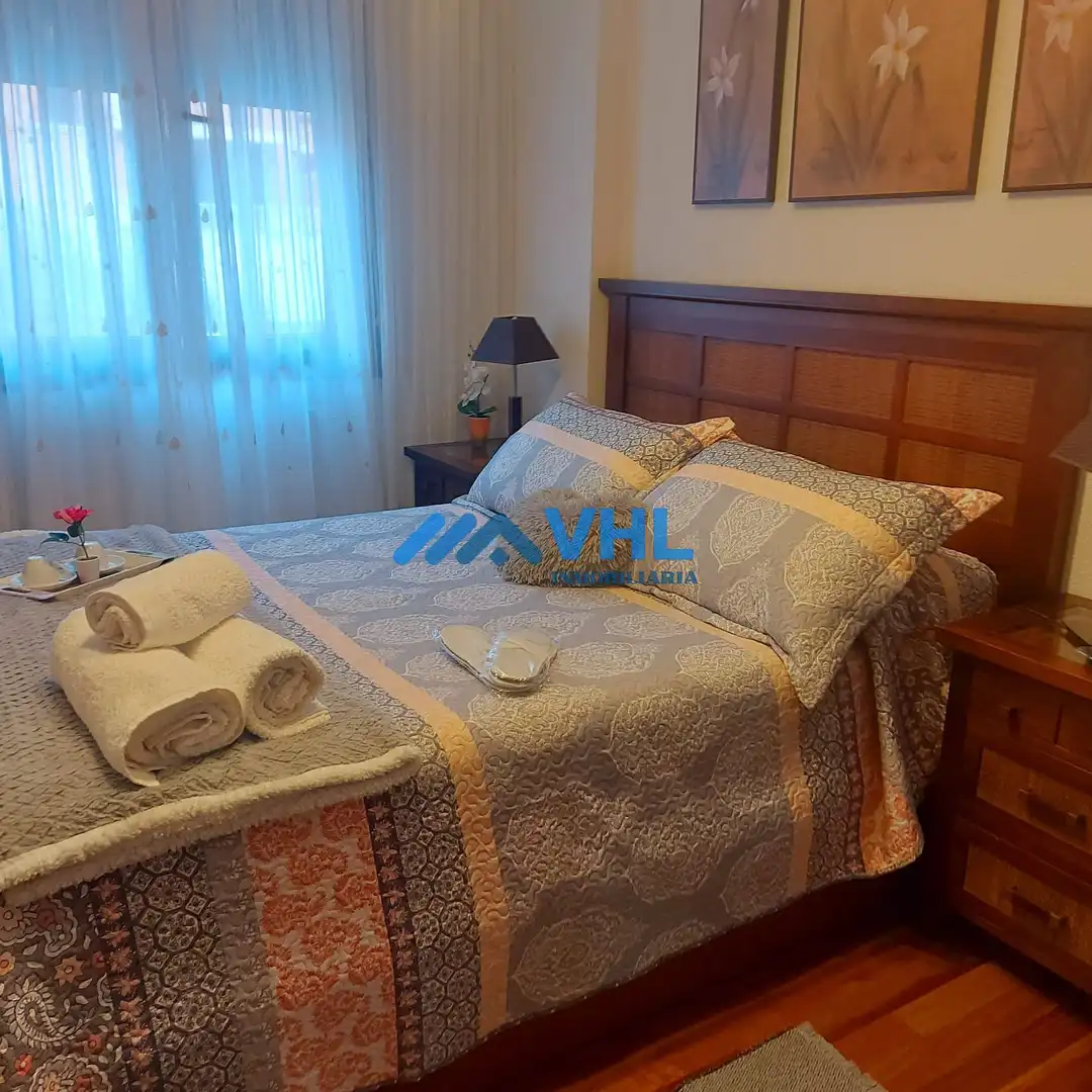 Habitación de Apartamento en venta en Castro-Urdiales con Calefacción, Terraza y Trastero