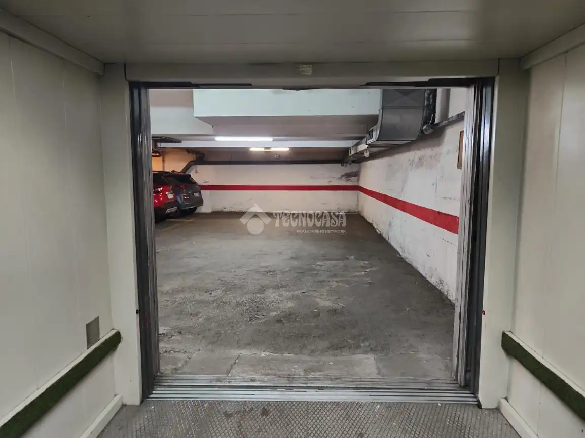 Parking de Garaje en venta en Carabanchel