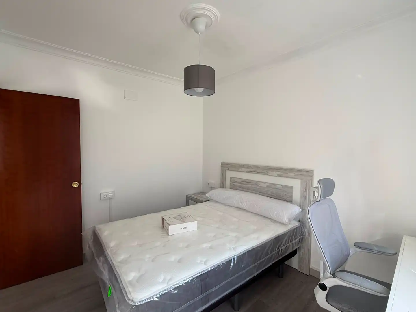 Habitación de Piso de alquiler en Ferrol con Parquet, Amueblado y Horno
