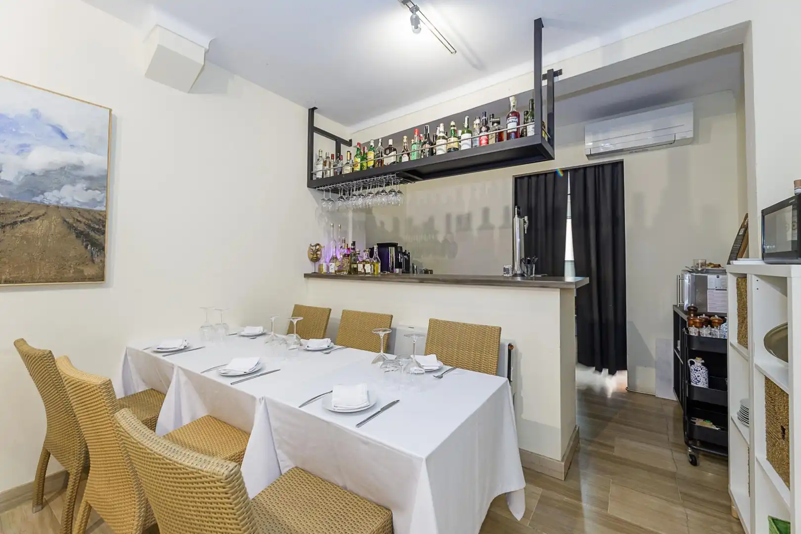 Commercial properties for rent in Binissalem  with Air Conditioner and Furnished