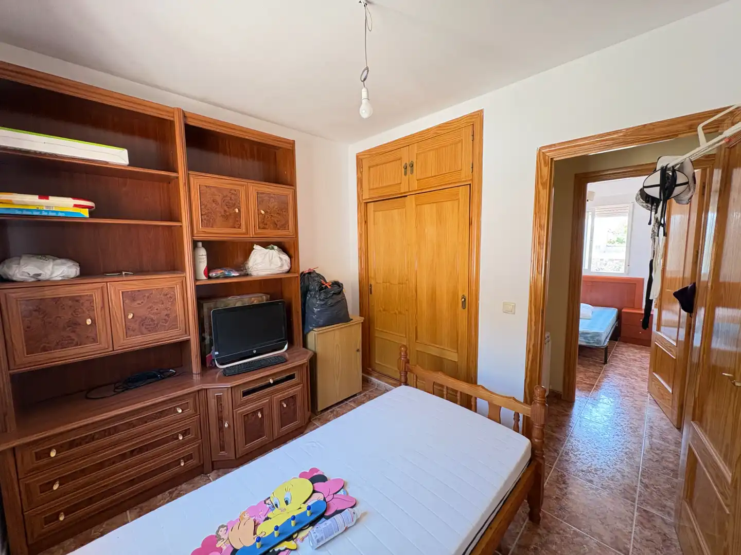 Schlafzimmer von Haus oder Chalet zum Verkauf in Cardiel de los Montes mit Klimaanlage, Heizung und Privatgarten