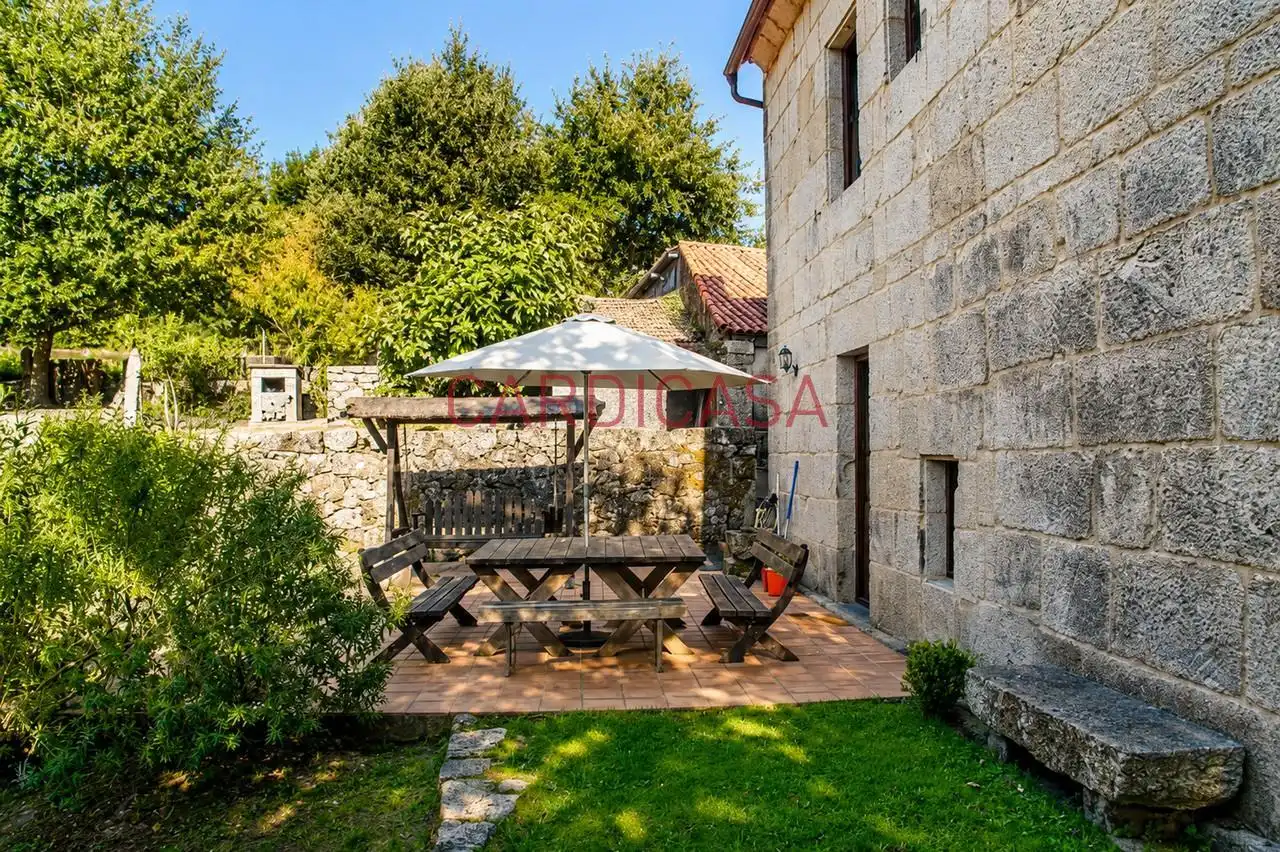 Terrassa de Casa o xalet en venda en Mondariz amb Calefacció, Jardí privat i Terrassa