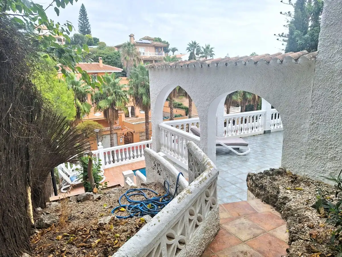 Jardí de Casa o xalet en venda en Benalmádena amb Terrassa i Piscina