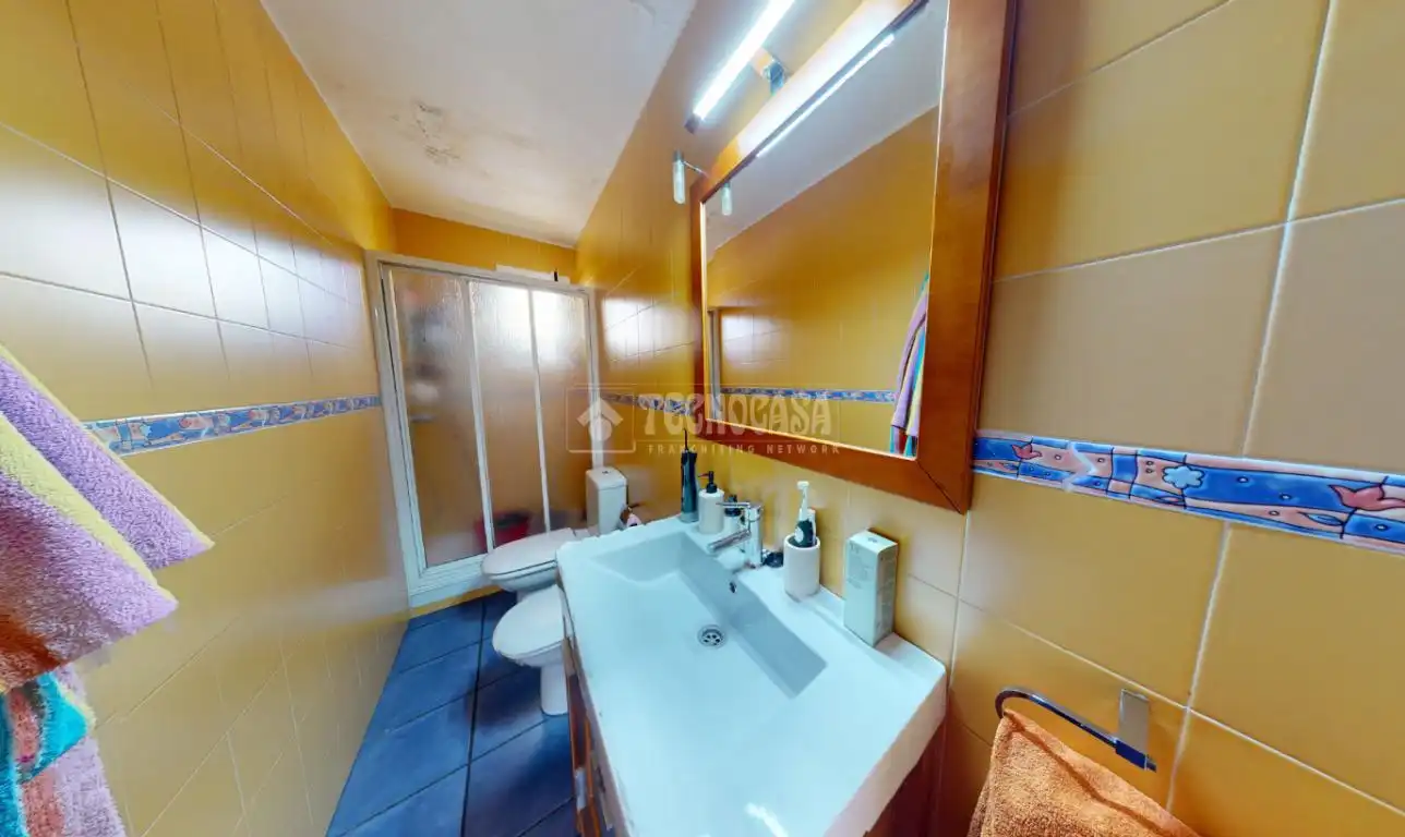 Baño de Piso en venta en Leganés con Calefacción y Terraza