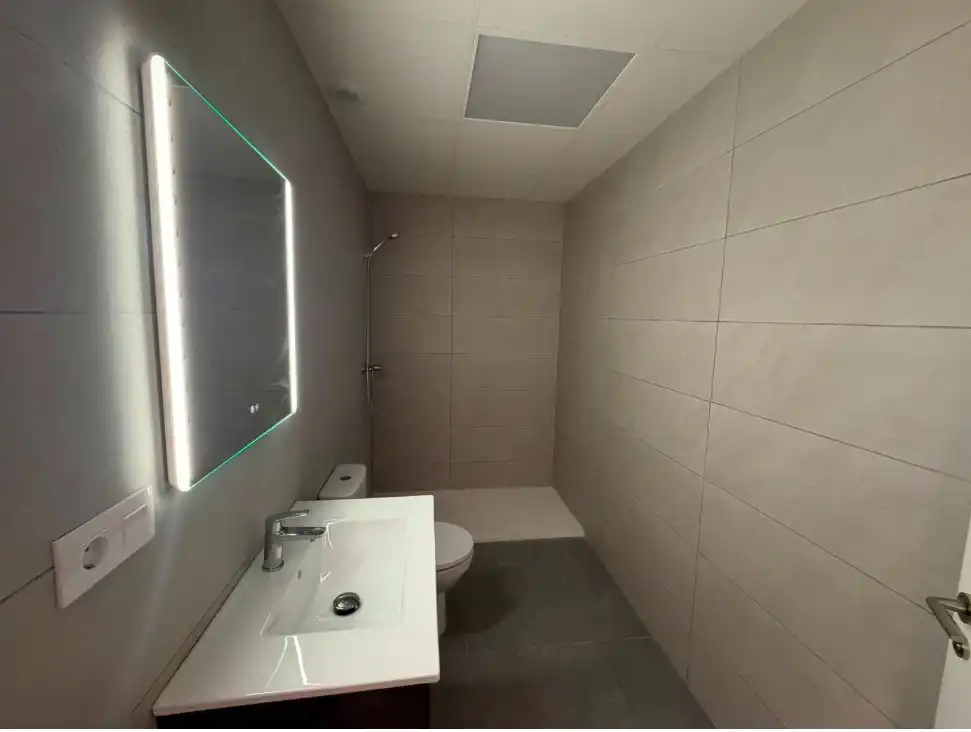 Baño de Planta baja en venta en Benaguasil con Horno