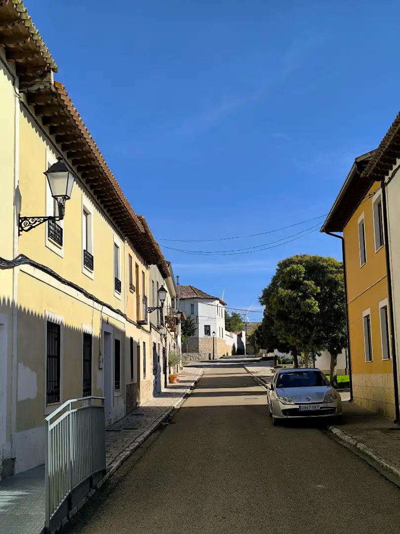 Vista exterior de Casa o chalet en venta en Ampudia, Palencia