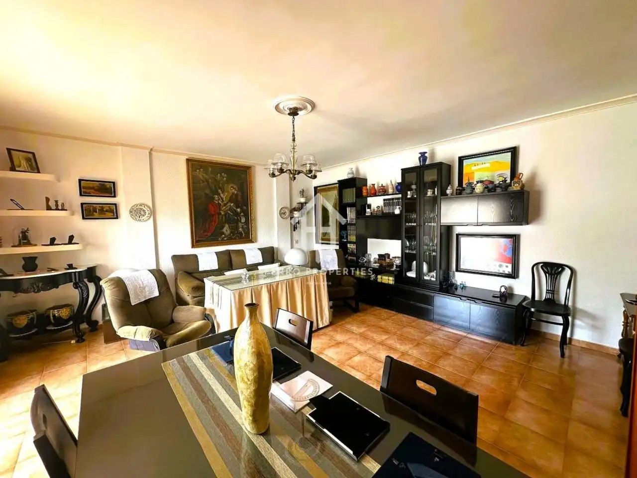 Sala d'estar de Casa o xalet en venda en Loja amb Aire condicionat, Jardí privat i Terrassa