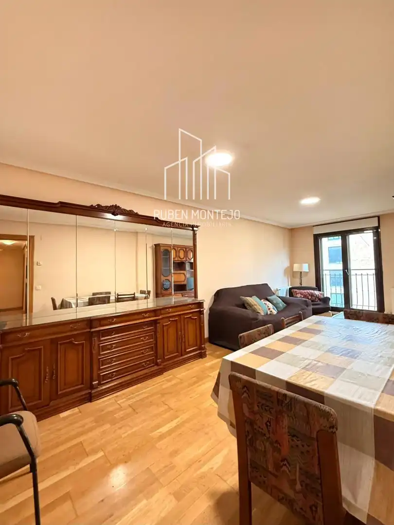 Exterior view of Flat for rent in Salamanca  with Heating, Terrace and Furnished