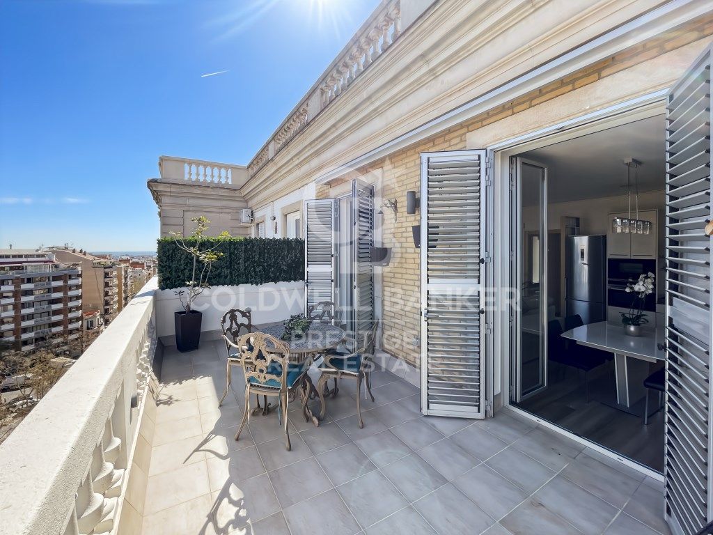 Terraza de Ático en venta en  Barcelona Capital con Aire acondicionado, Terraza y Amueblado