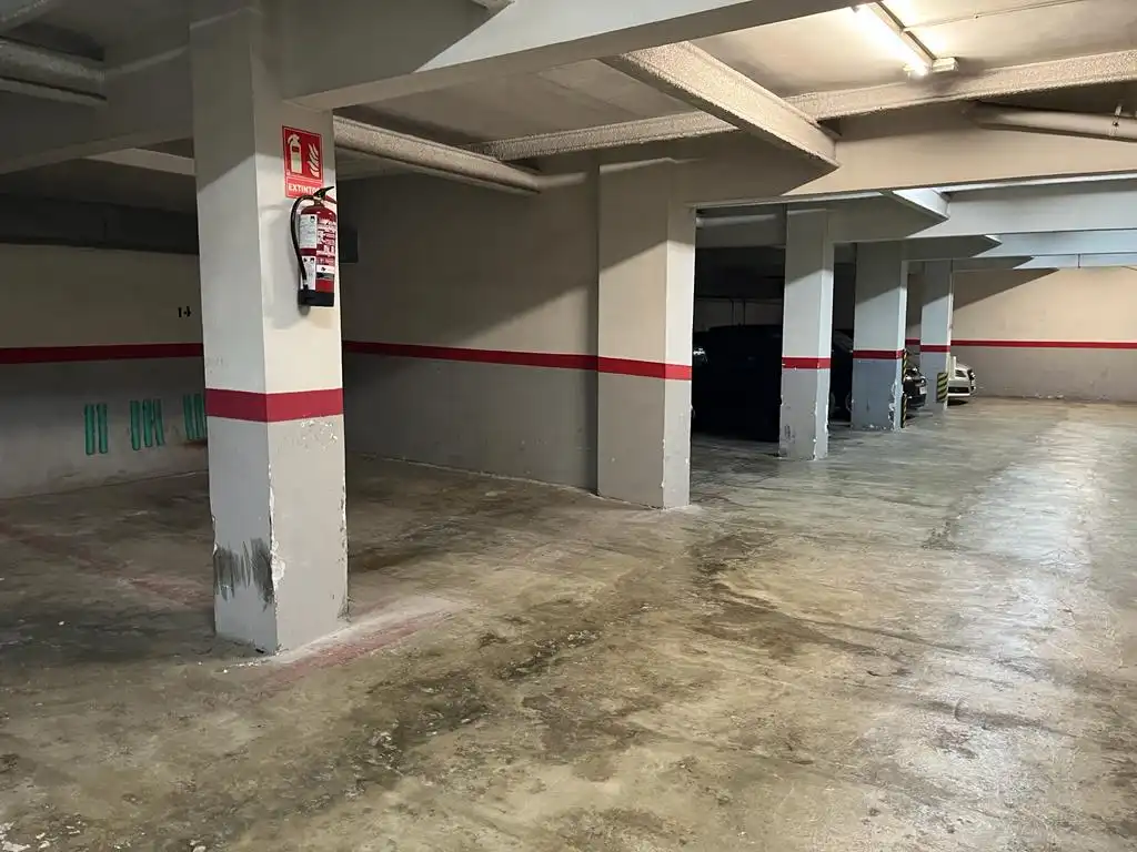 Einzelparkplatz zur Miete in Centre, imagen 8