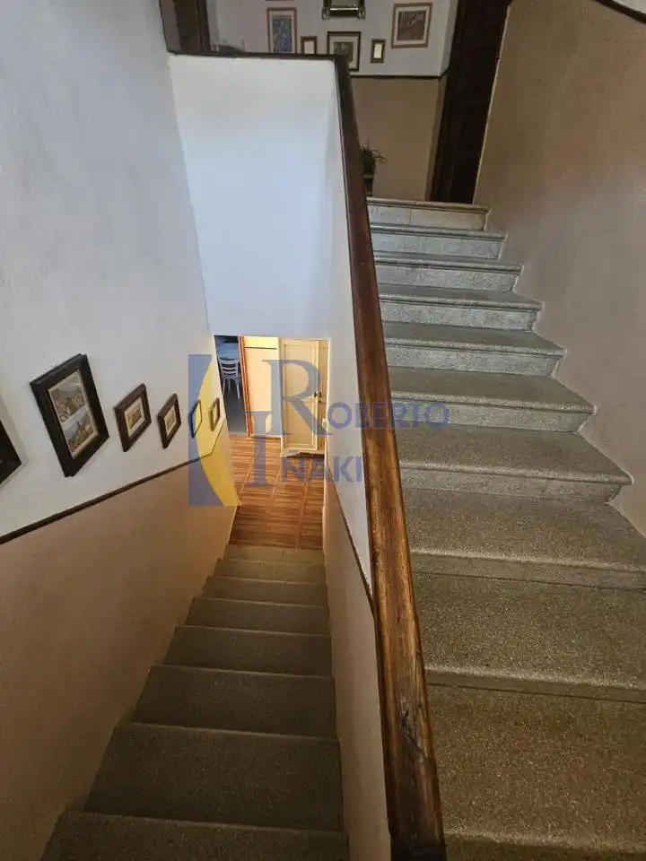 Casa o xalet en venda en Gusendos de los Oteros amb Jardí privat, Traster i Moblat