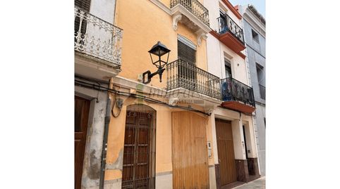 Foto 2 de Casa o chalet en venta en Calle San Isidro, Casco Antiguo - Darremur, Almazora / Almassora