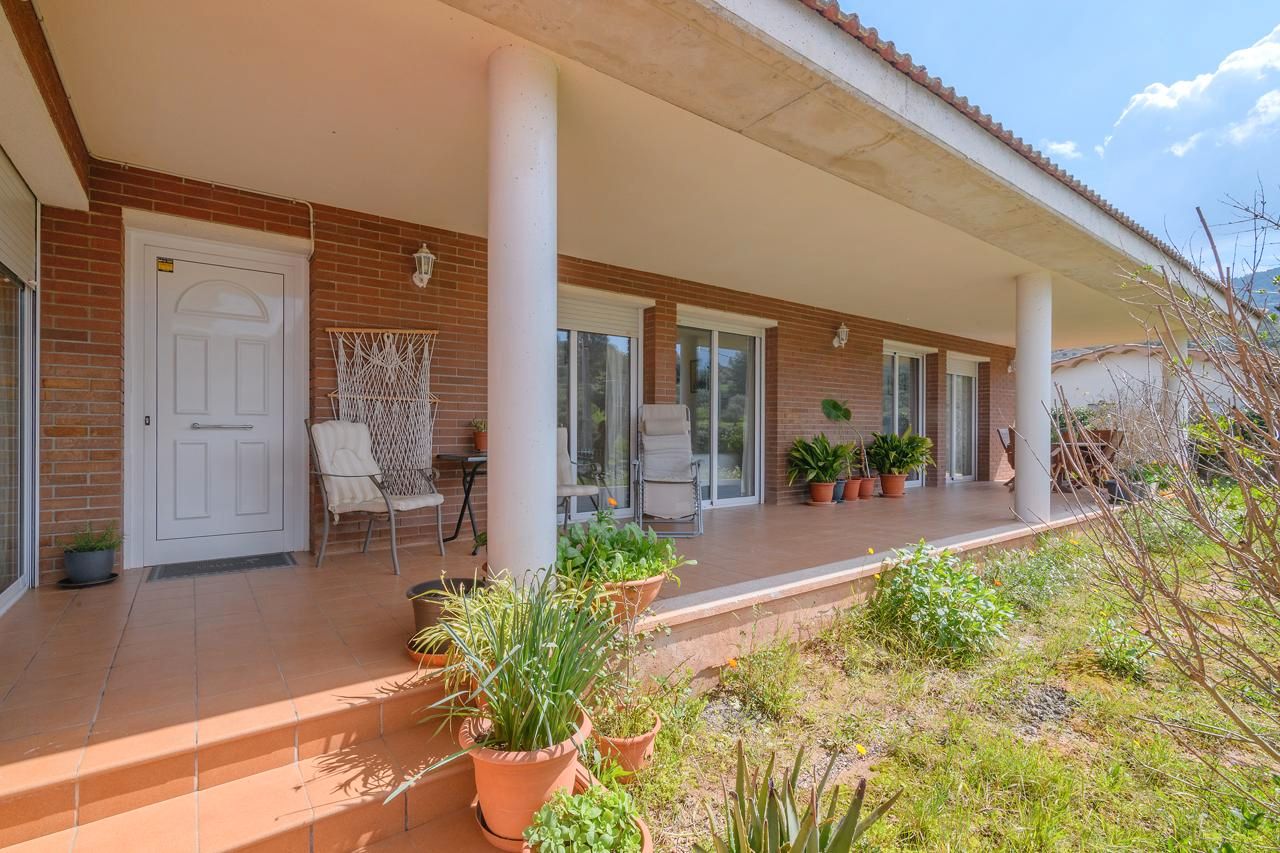 Terrassa de Casa o xalet en venda en Castellbell i el Vilar amb Calefacció, Jardí privat i Balcó