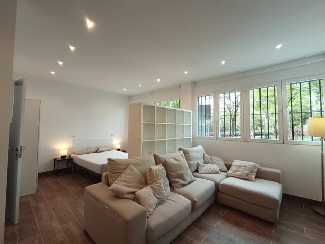 Estudio en Alquiler en De Sierra Elvira en Numancia