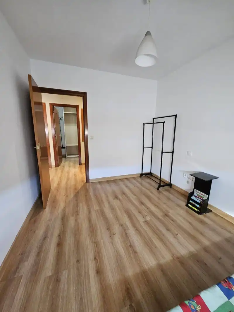 Dormitori de Casa o xalet de lloguer en Cáceres amb Aire condicionat, Calefacció i Parquet