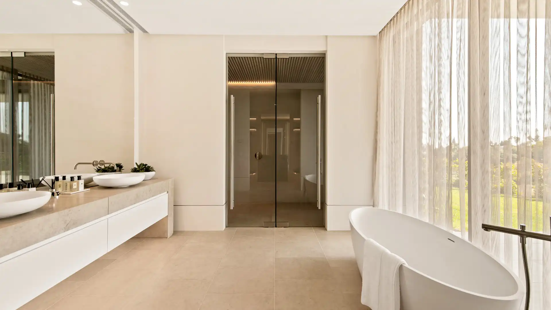 House with pool for sale in Marbella Centro, imagen 3