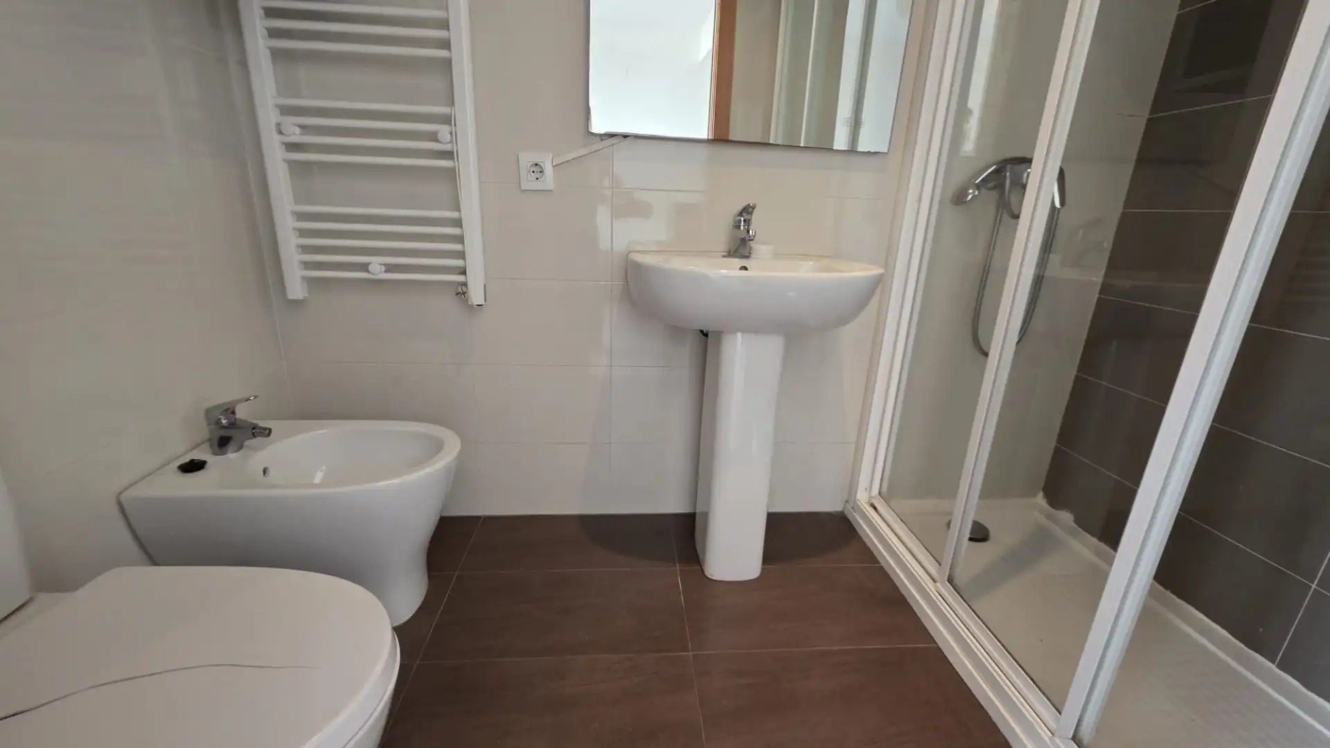 Bany de Pis en venda en Gandia amb Aire condicionat, Calefacció i Terrassa