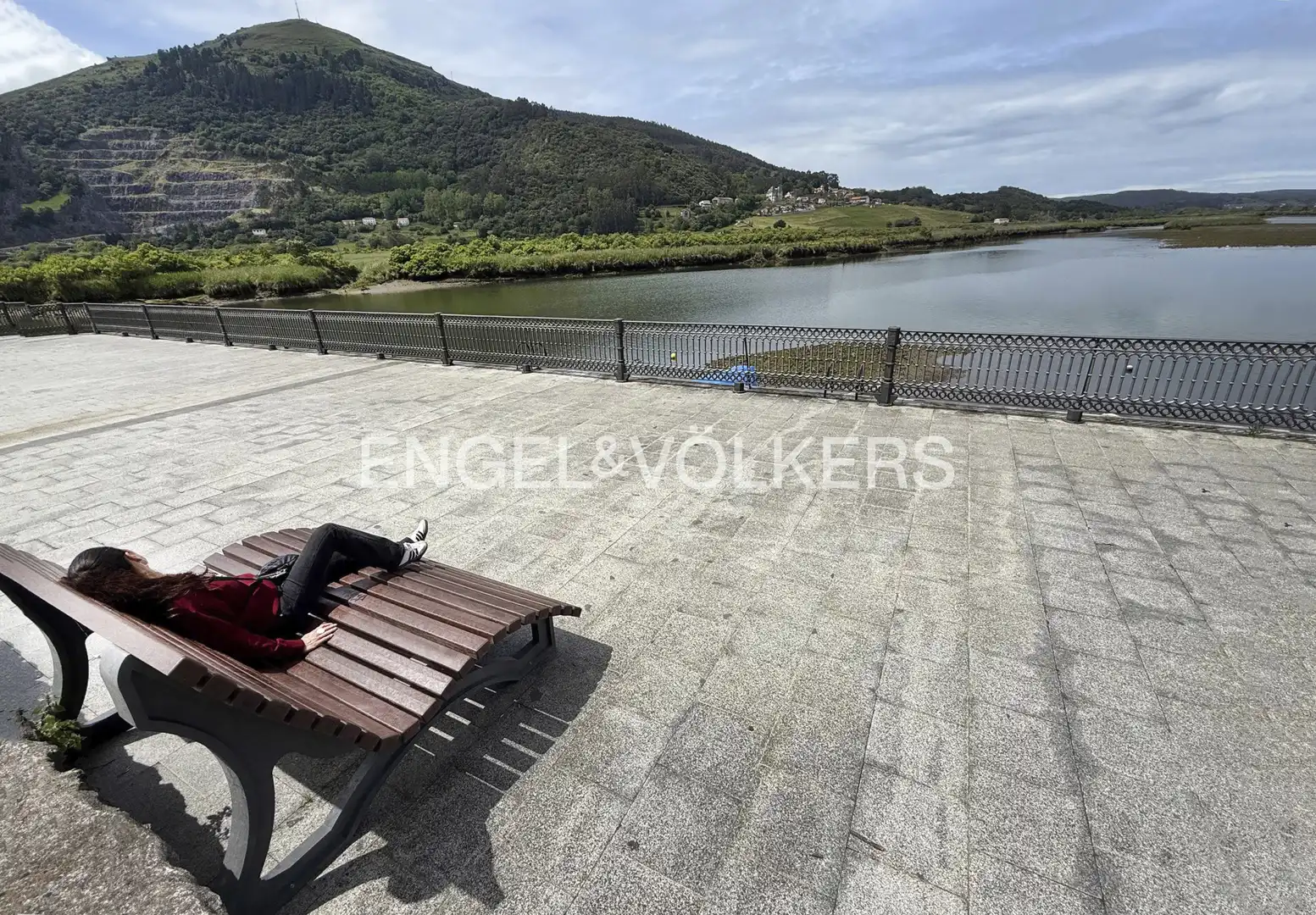 Terraza de Casa adosada en venta en Limpias con Calefacción, Jardín privado y Terraza
