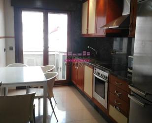 Kitchen of Flat to rent in Vigo   with Balcony