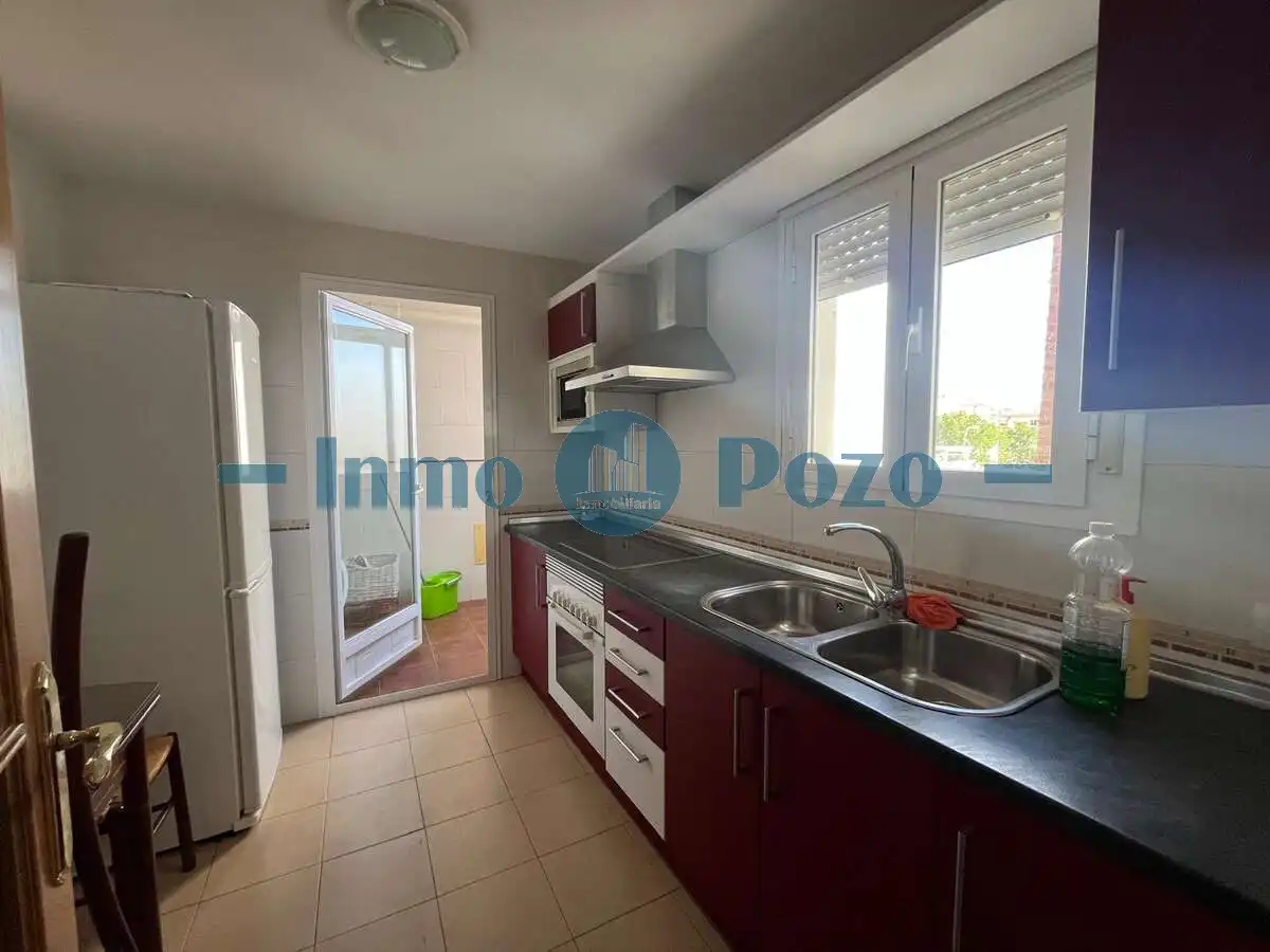 Kitchen of Flat for sale in Almendralejo  with Air Conditioner, Heating and Storage room