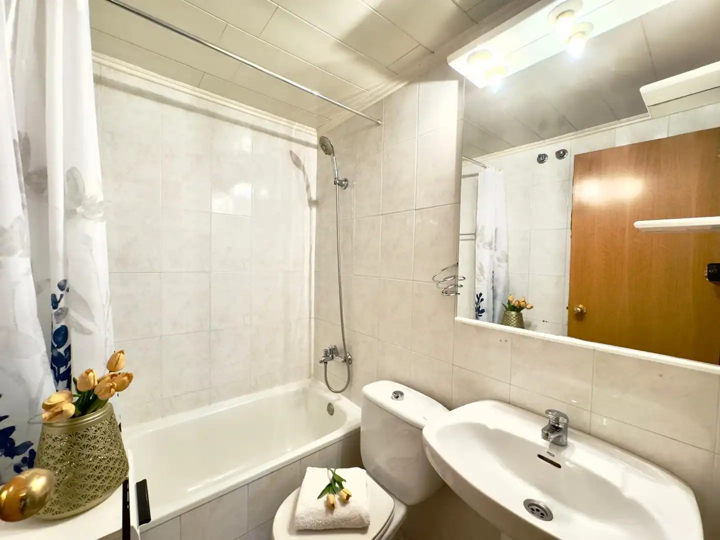 Badezimmer von Maisonette zum Verkauf in Rubí mit Klimaanlage, Heizung und Parkett