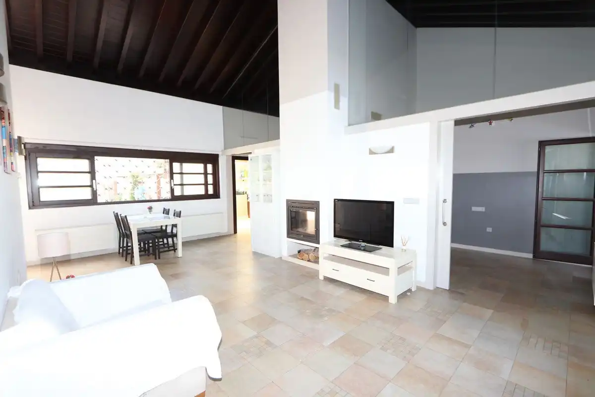 Sala d'estar de Casa o xalet en venda en Murcia amb Aire condicionat, Jardí privat i Terrassa