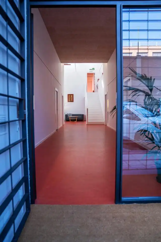 Office for rent in Larrabide, Milagrosa