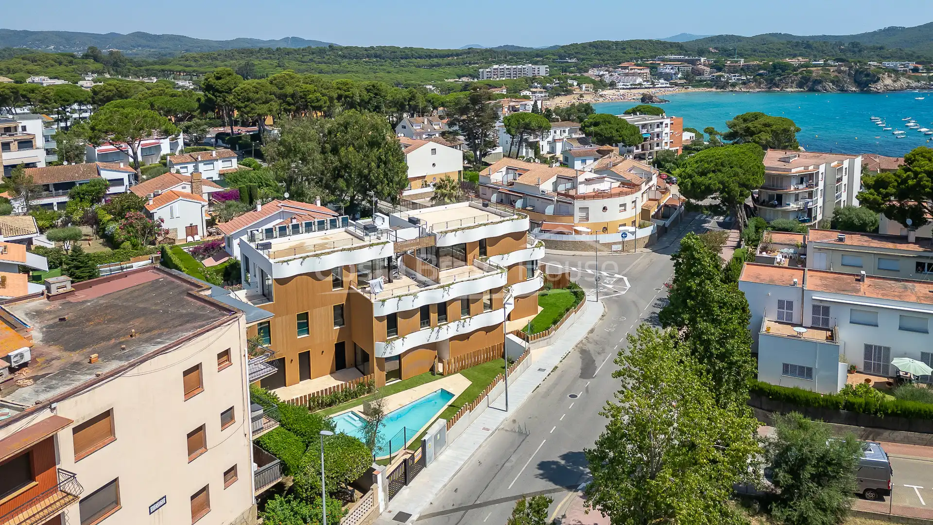 Vista exterior de Apartament en venda en Palamós amb Aire condicionat, Calefacció i Jardí privat