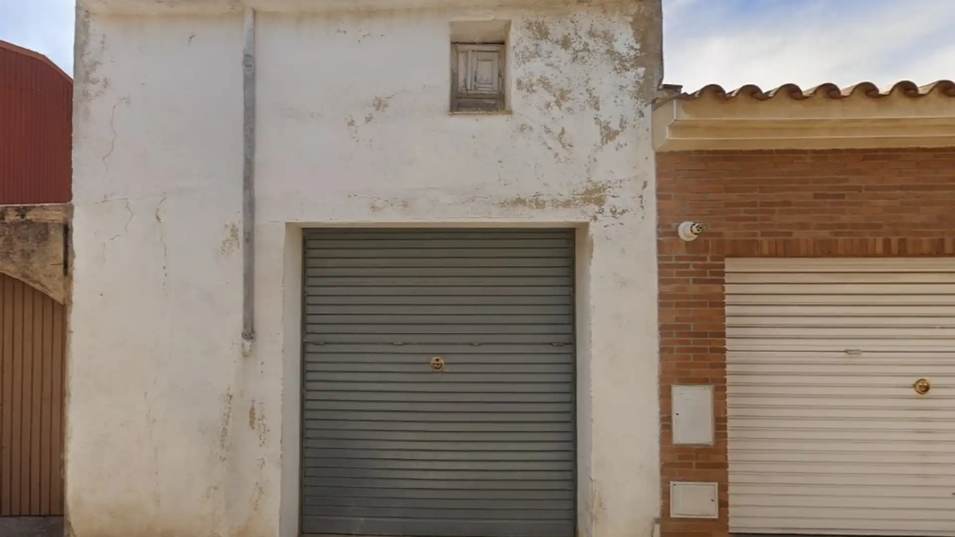 Außenansicht von Fabrikhallen zum Verkauf in Santa Margarida I Els Monjos