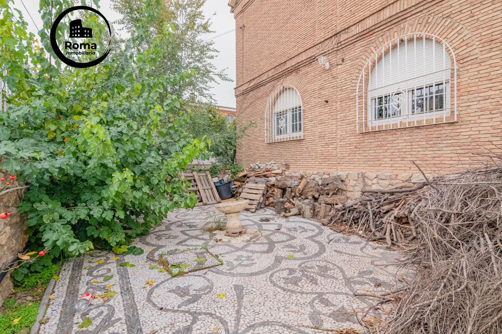Vista exterior de Casa o chalet en venta en La Zubia con Calefacción, Jardín privado y Terraza