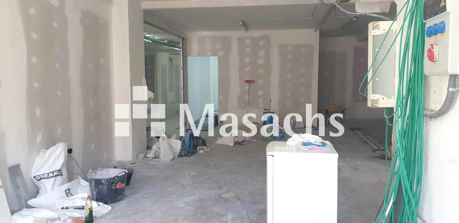 Fabrikhallen zur Miete in Alcobendas