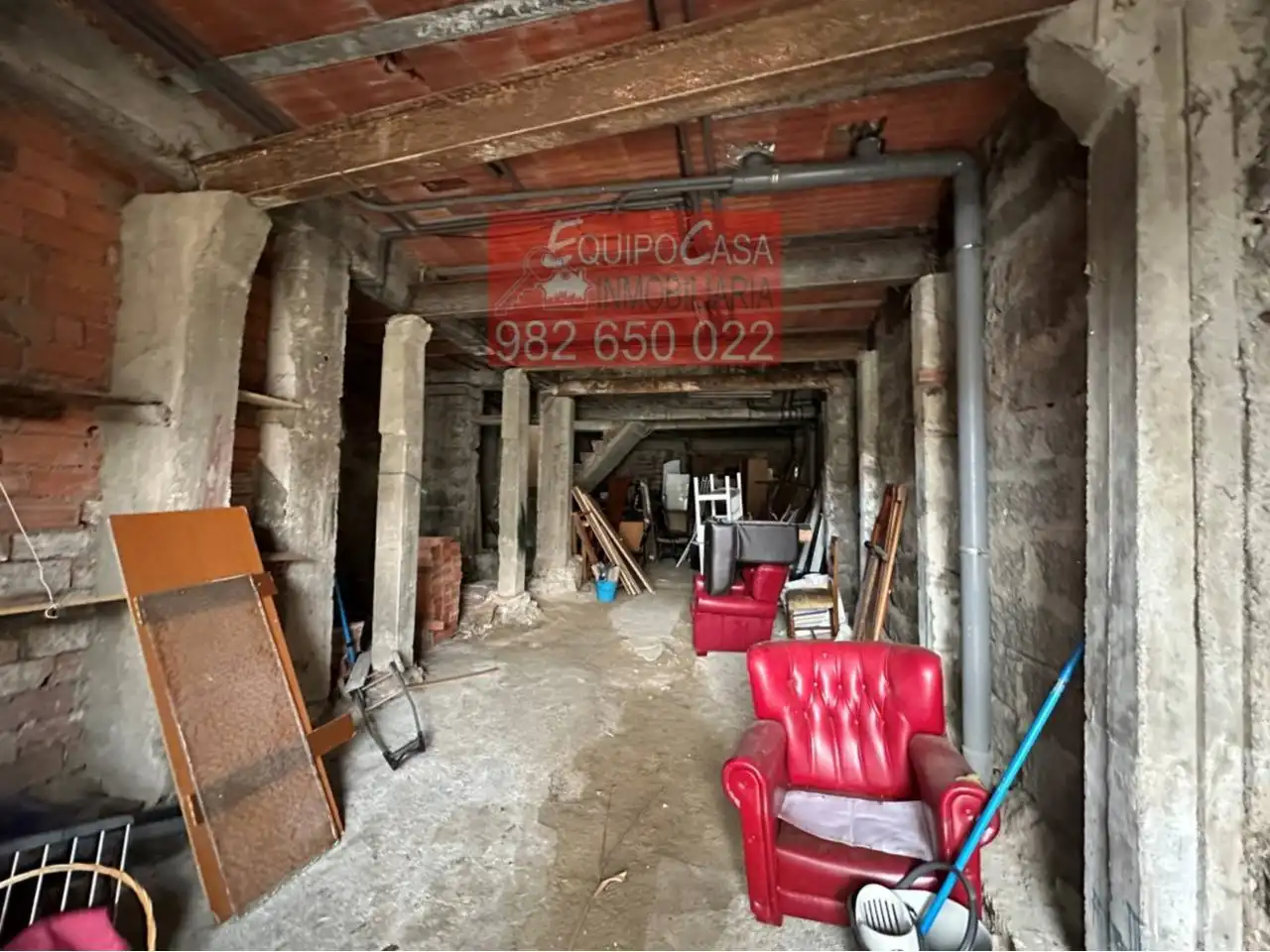 Casa adosada en venta en Lugo con Calefacción, Terraza y Amueblado