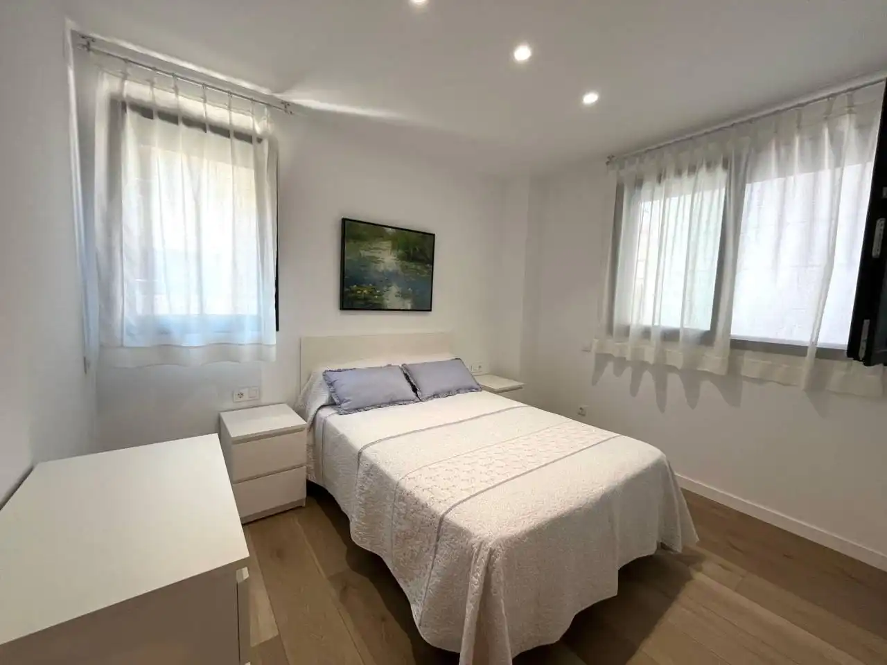 Dormitori de Pis en venda en Girona amb Aire condicionat, Terrassa i Traster
