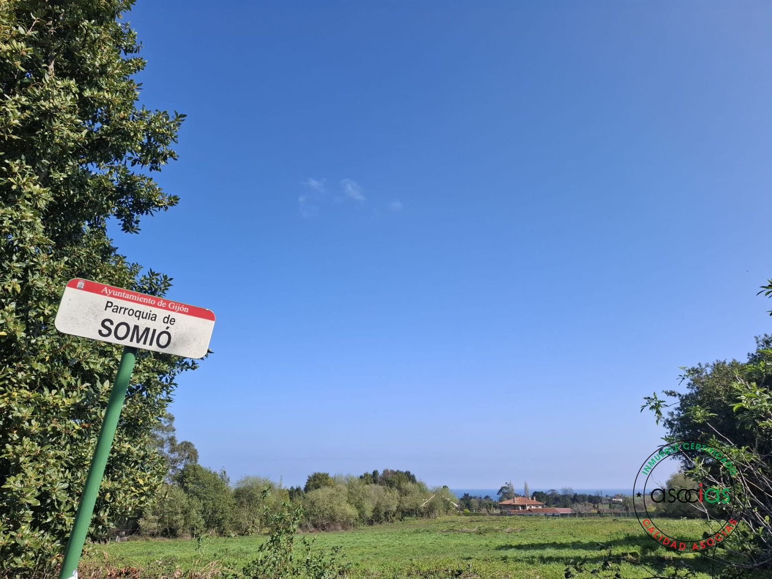 Vista exterior de Residencial en venda en Gijón 
