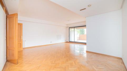 Photo 5 of Flat for sale in Calle Tramontana, Prado de Somoaguas, Madrid