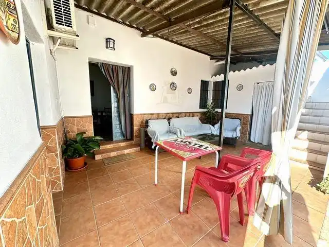 Casa rústica amb jardí en venda a Periurbano Oeste - Sierra, imagen 5