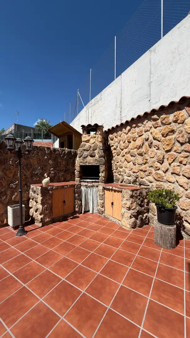 Houses for sale in Campo Real  with Air Conditioner, Heating and Private garden