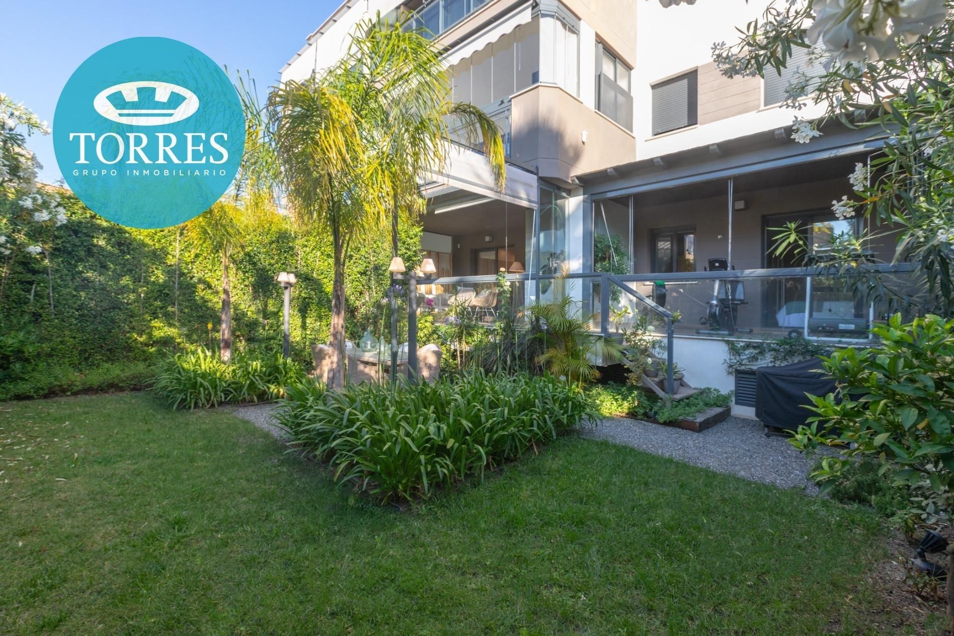 Jardí de Planta baixa en venda en Málaga Capital amb Aire condicionat, Calefacció i Jardí privat