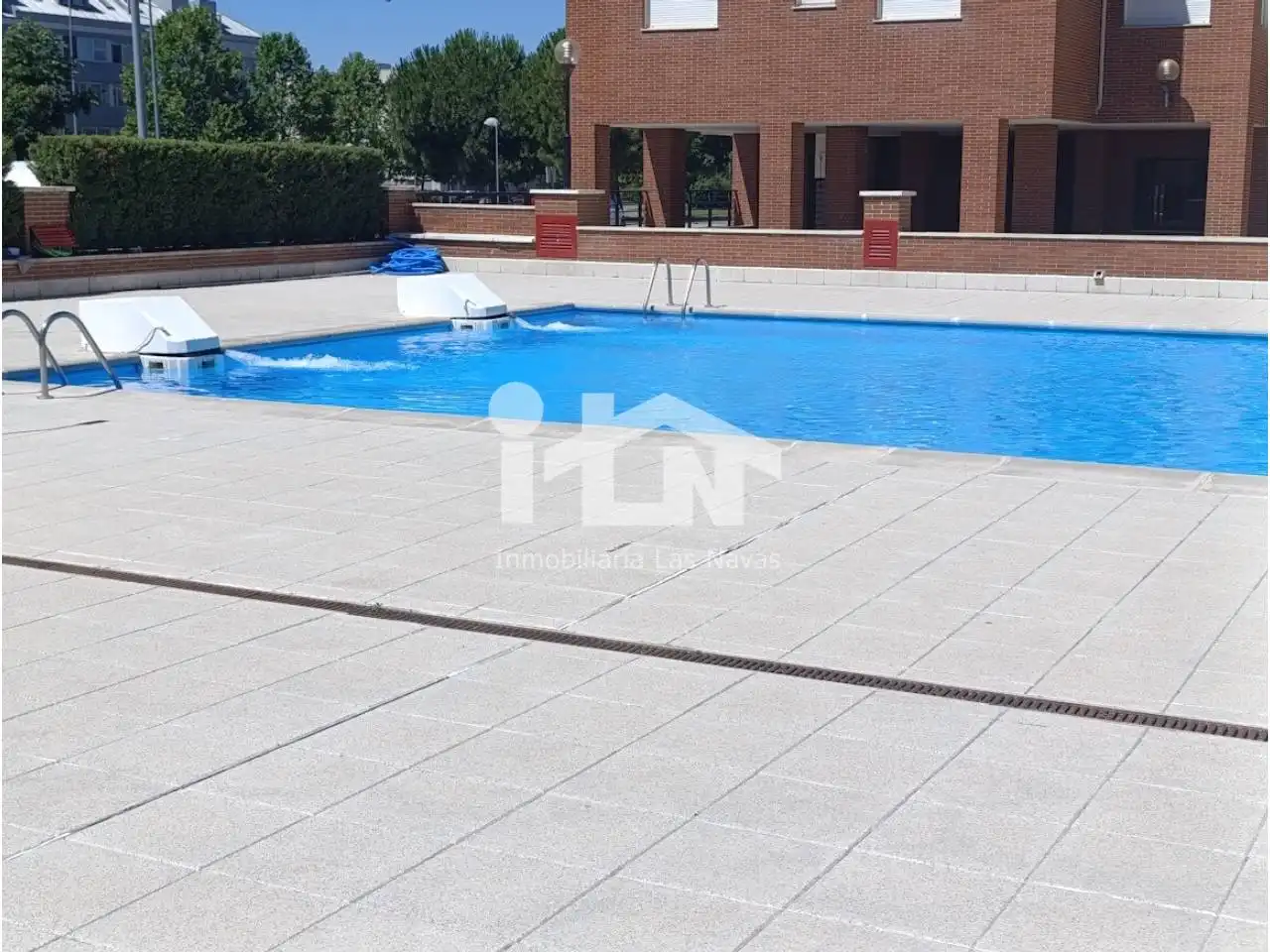 Piscina de Pis en venda en Ávila amb Calefacció, Traster i Piscina comunitària