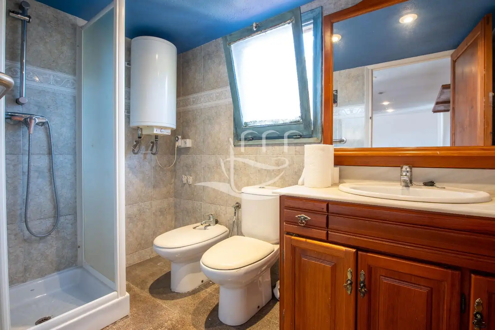 Baño de Casa o chalet en venta en Mont-ras con Piscina y Alarma