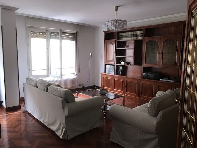 Living room of Flat to rent in  Pamplona / Iruña  with Heating, Furnished and Oven
