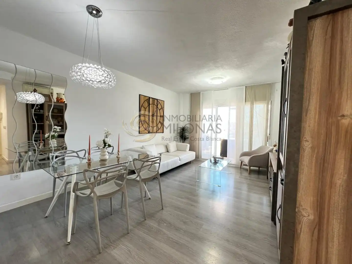 Sala d'estar de Àtic en venda en Villajoyosa / La Vila Joiosa amb Aire condicionat, Terrassa i Piscina comunitària