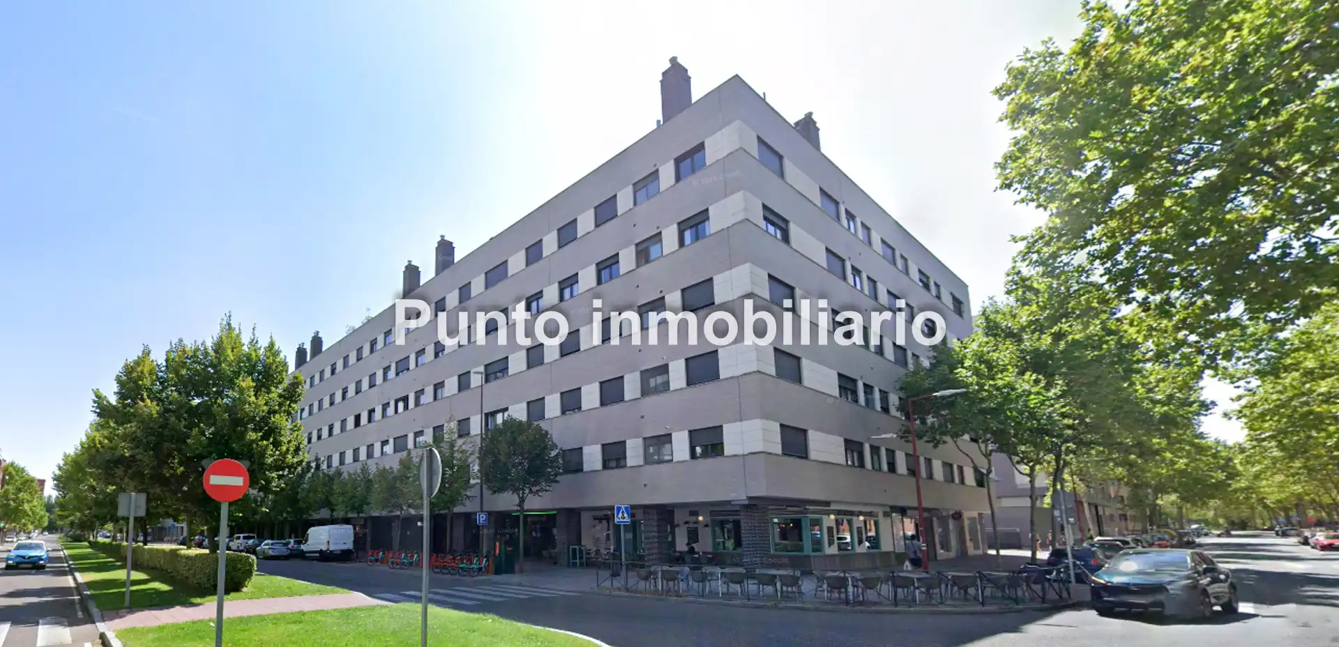 Exterior view of Flat for rent in Valladolid Capital  with Heating, Parquet flooring and Community pool